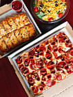 Jet's Pizza food