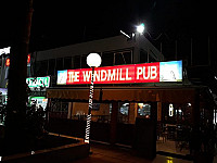 Windmill Pub inside
