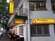 Pizzeria Luciano inside