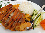 VinaThai Restaurant food