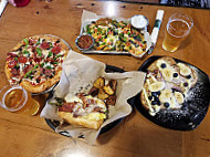 Short's Brewing Co. Pull Barn Tap Room Production Brewery food