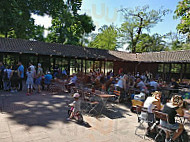 Biergarten Höhenberg food