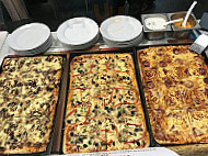 Stern De Luxe Pizza Kebap Haus food