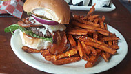 Double Horn Brewing Company food