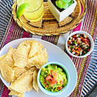 Cruzteca Mexican Kitchen food