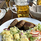 Augustiner an der Kraemerbruecke food