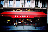 Le cintra outside