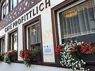 Cafe Profittlich outside