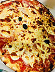 Pizza A Emporter food