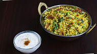 Paris Bangla Curry House food