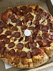 Redwood Pizza And Wings food