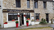 Le Saint Christophe inside