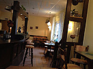 Cafe und Restaurant Danilo inside