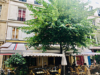 Brasserie Le Petit Marcel inside