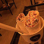 Delabuu Ice Cream Scrolls food
