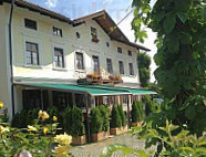 Gasthaus Bartl outside
