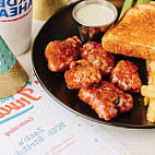 Zaxby's Chicken Fingers Buffalo Wings food