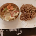 Meet People Resto Thai food