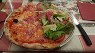 Pizzeria Avarello food
