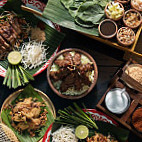 Baan Phadthai food