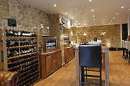 Restaurant Bar Aux Quatre Coins Du Vin Bordeaux inside