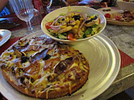 Pizza Bella Chez Marie Et Gerard food