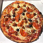 Tito Pizza food
