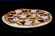 Authentic's Pizza Objat food