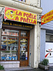 La Poele A Paella outside
