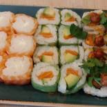 Côté Sushi Bordeaux food