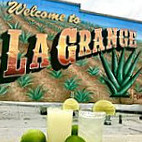 La Grange inside