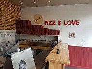 La Boîte à Pizzas Pizz&love inside