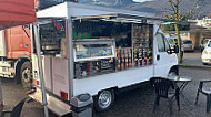 Food Truck Servilla inside