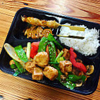 Ledu Thai Eatery food