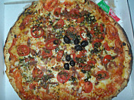 Pizza Fredo food