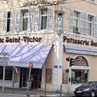 Boulangerie Patisserie Saint Victor outside