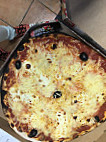 Pizza Pépone food
