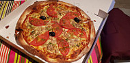 Gino's Pizza food