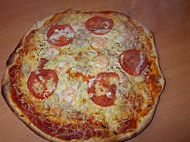 Pizz A Uhart food