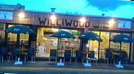 Williwood outside