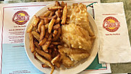 Ches's Fish and Chips inside