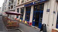 Barnadé Café Ludique inside