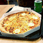 Pizza Hut food