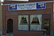 Dragon Restaurant outside
