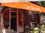 Le Nandou inside