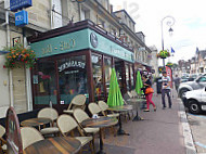 Cafe Brasserie De L'Hotel De Ville food