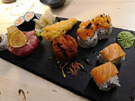 Moch Sushi&lounge food