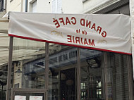 Le Grand Cafe de la Mairie food