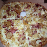 Domino's Pizza Beziers food