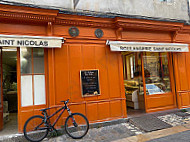 Boulangerie Saint Nicolas outside
